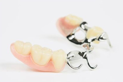 保険適用の部分入れ歯